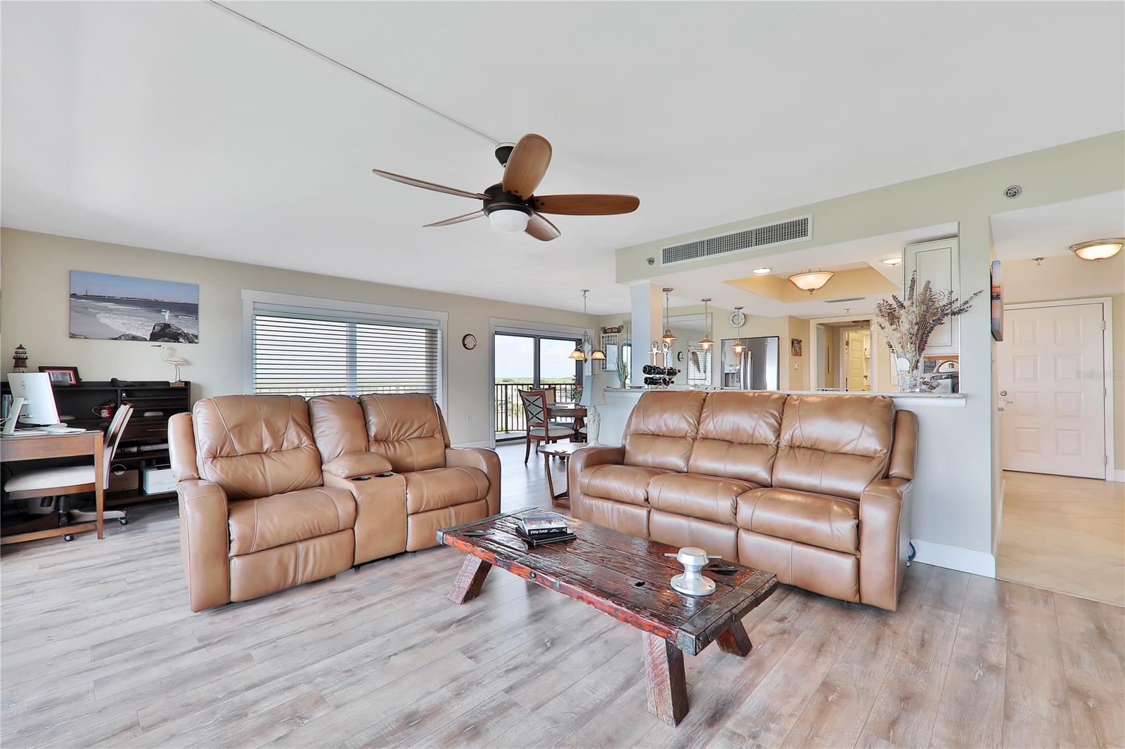 Diamond Head Point Condo - Residential