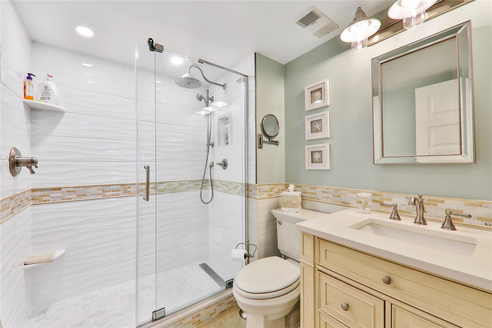 Diamond Head Point Condo - Residential