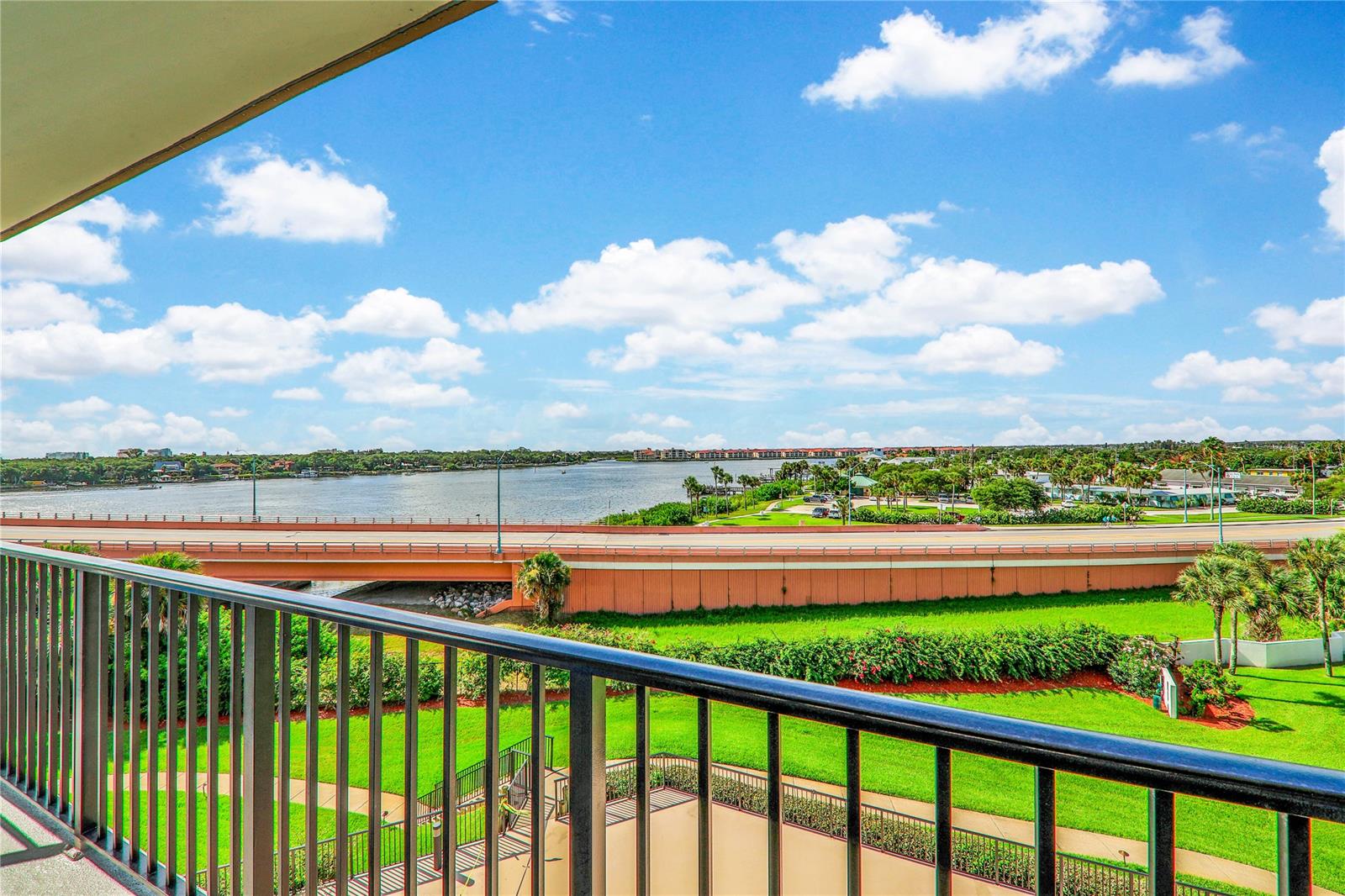 Diamond Head Point Condo - Residential