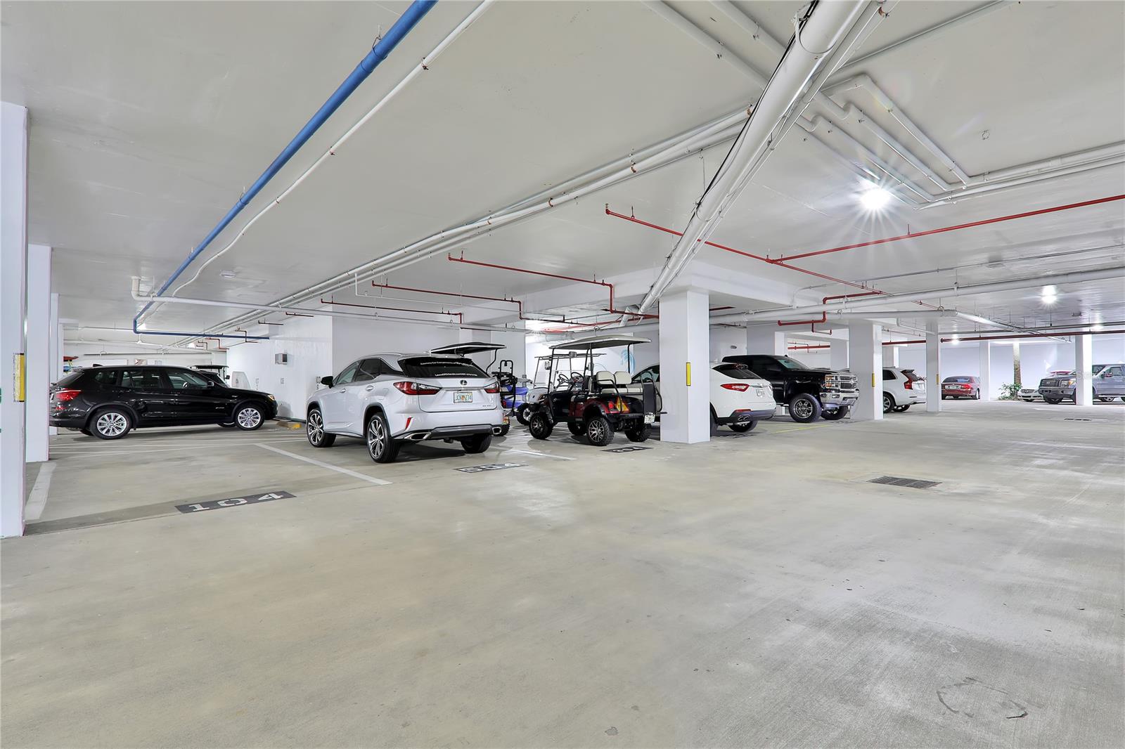 Diamond Head Point Condo - Residential