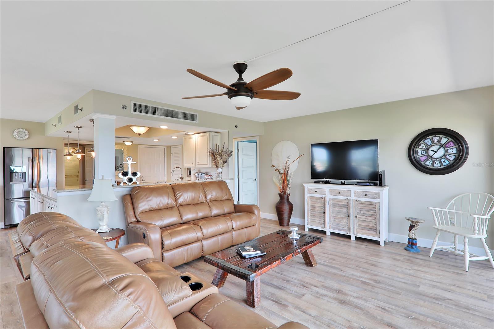 Diamond Head Point Condo - Residential