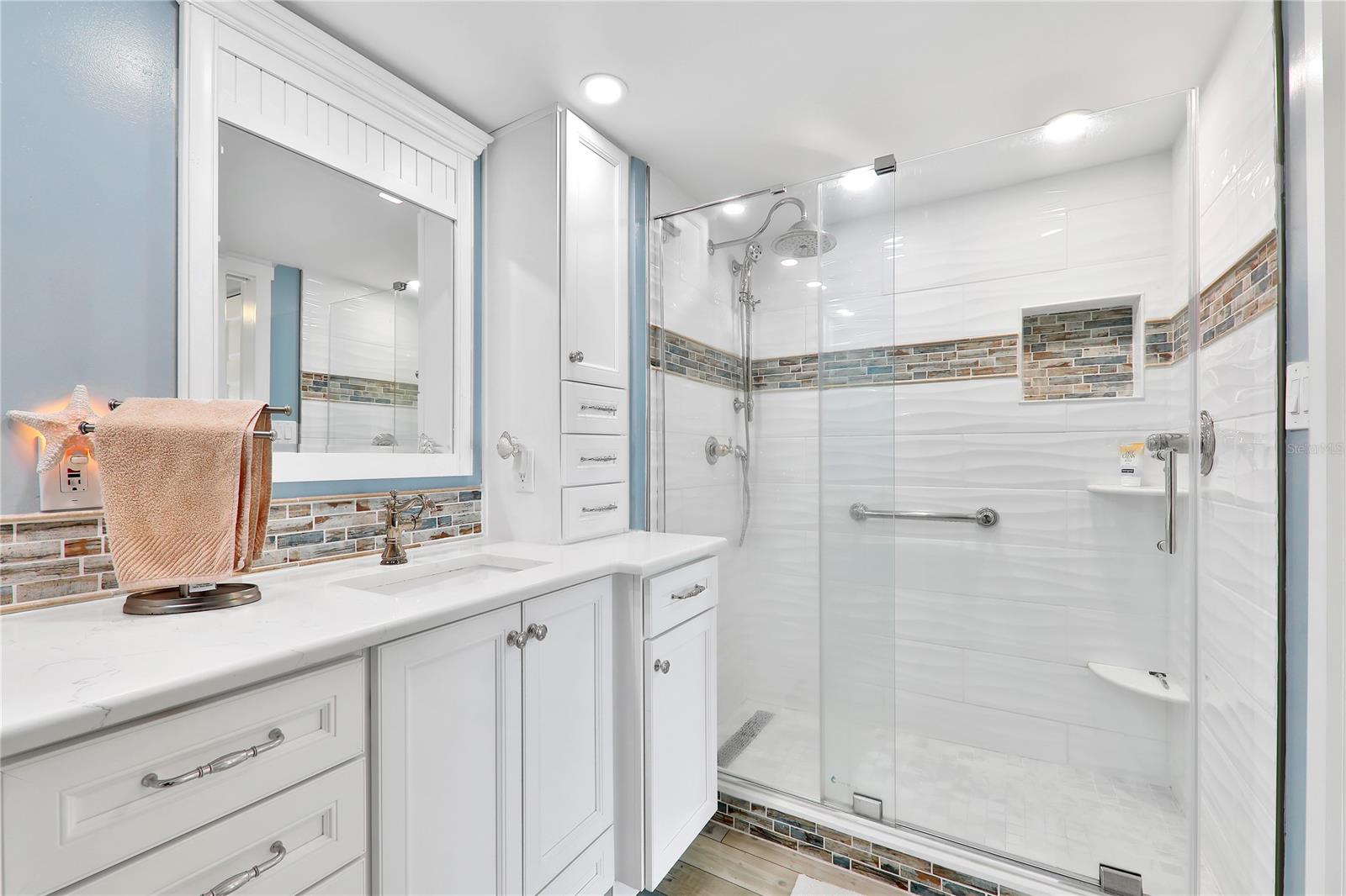 Diamond Head Point Condo - Residential