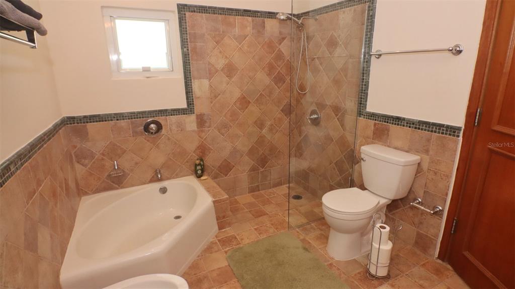 PASEO LAS PALMAS INC - Residential