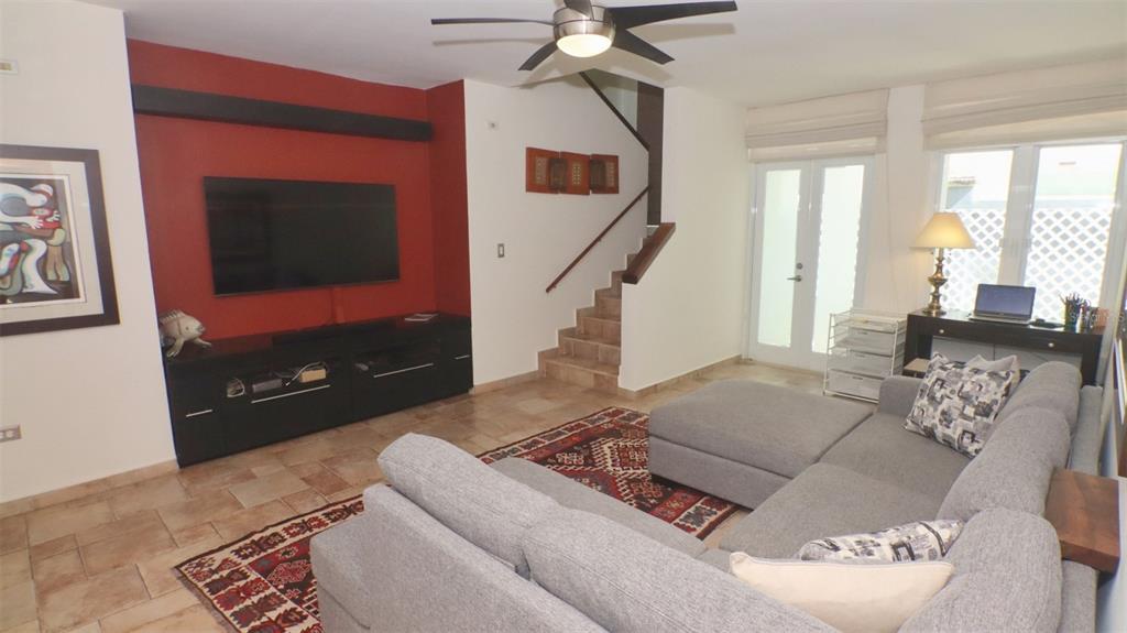 PASEO LAS PALMAS INC - Residential