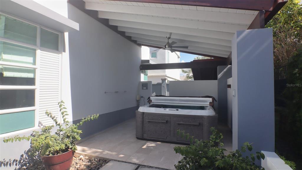 PASEO LAS PALMAS INC - Residential