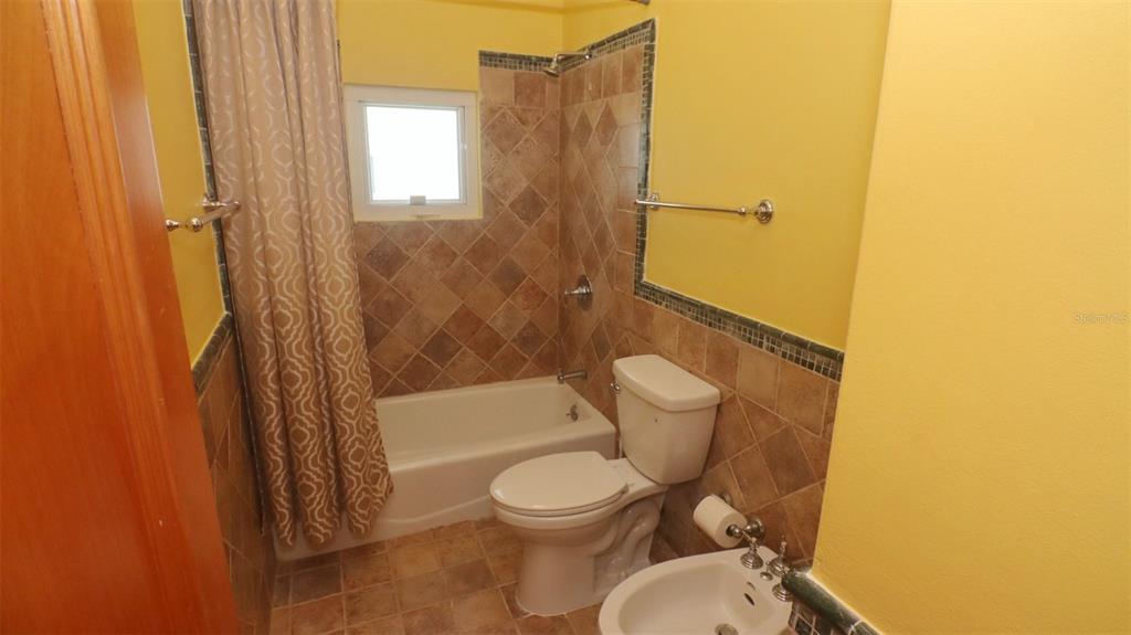 PASEO LAS PALMAS INC - Residential