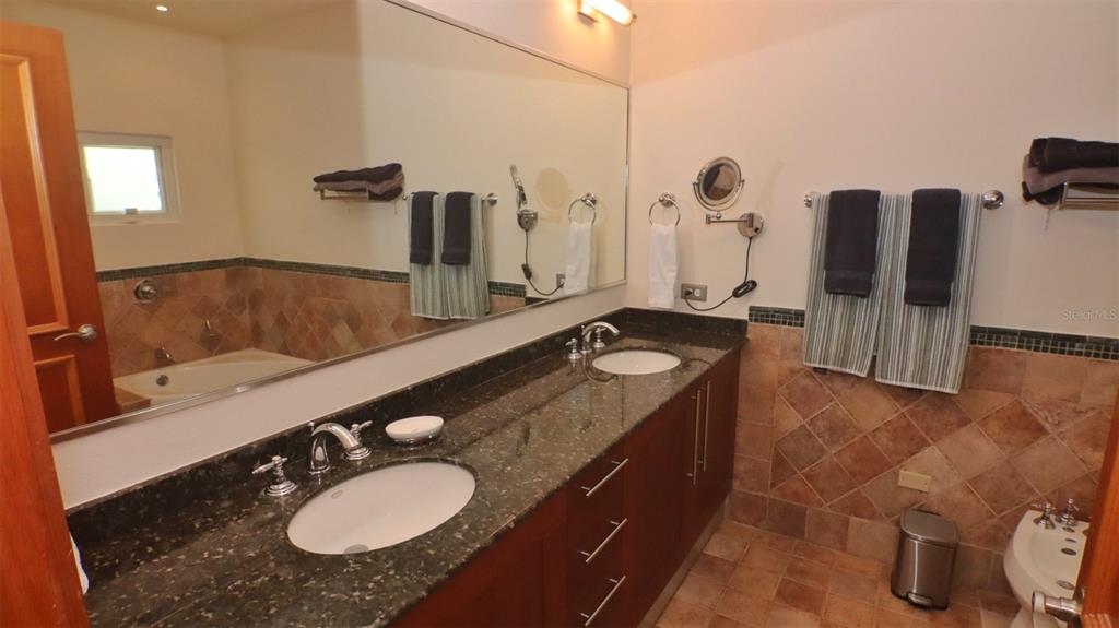 PASEO LAS PALMAS INC - Residential