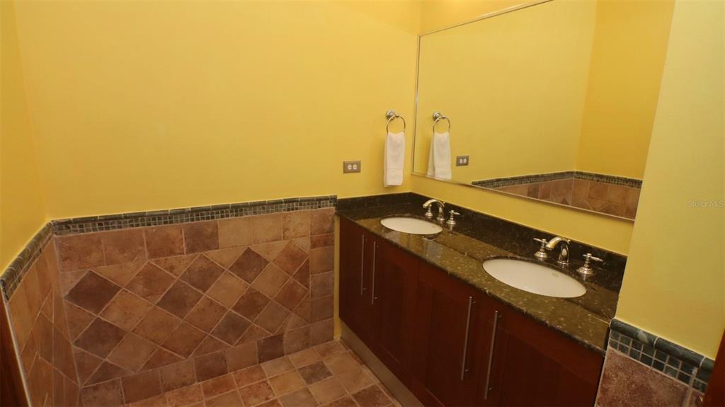 PASEO LAS PALMAS INC - Residential