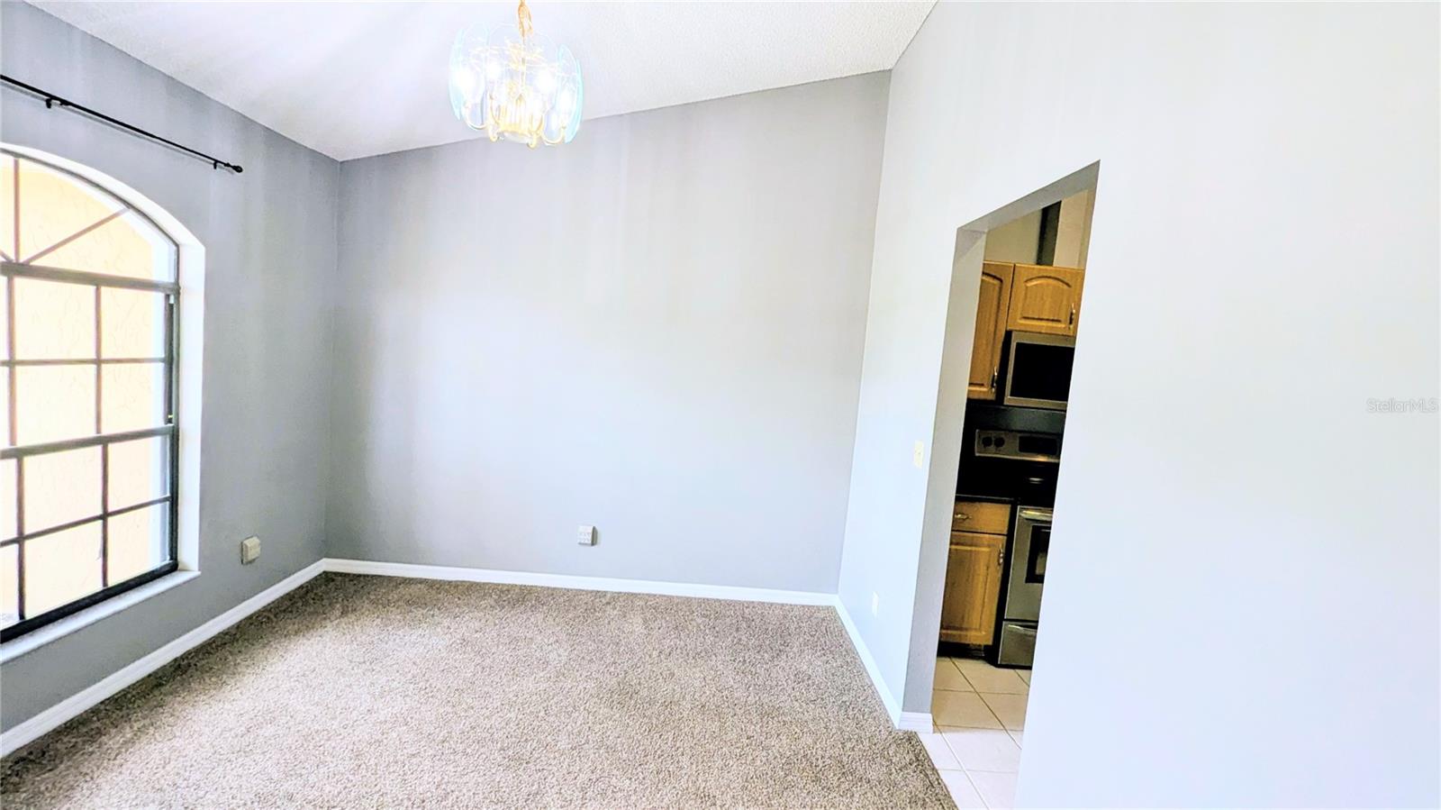 NORTH POINTE PH 01 - Residential Lease