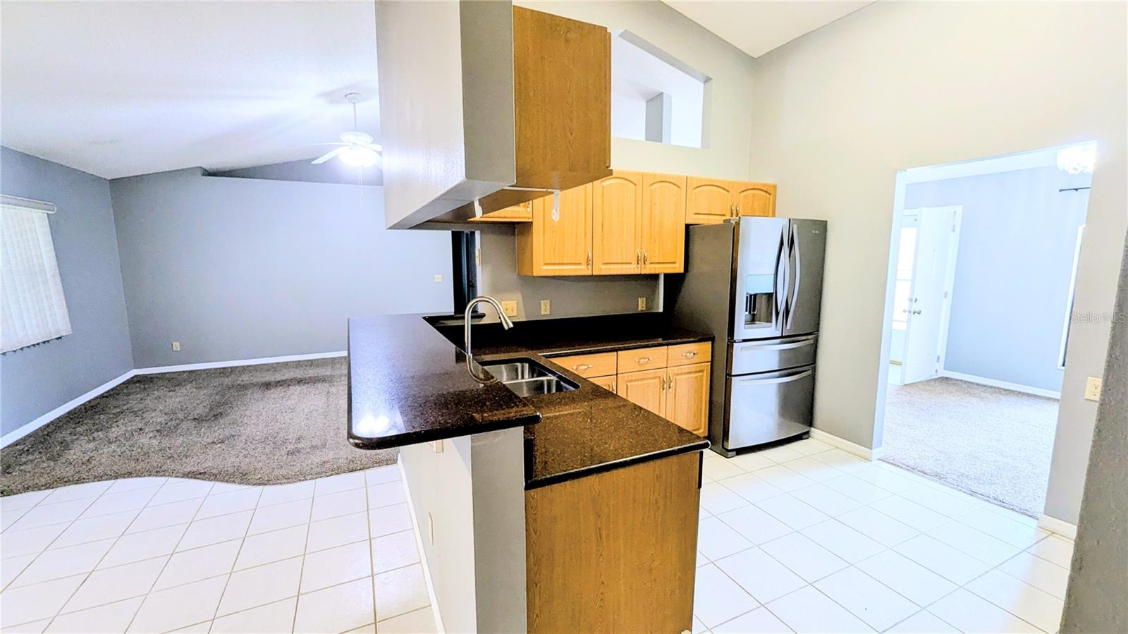 NORTH POINTE PH 01 - Residential Lease