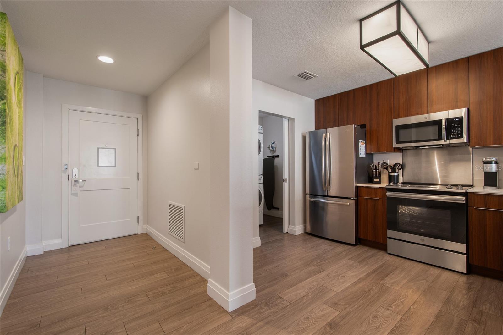 GROVE RESORT AND SPA HOTEL CONDO II - Residential