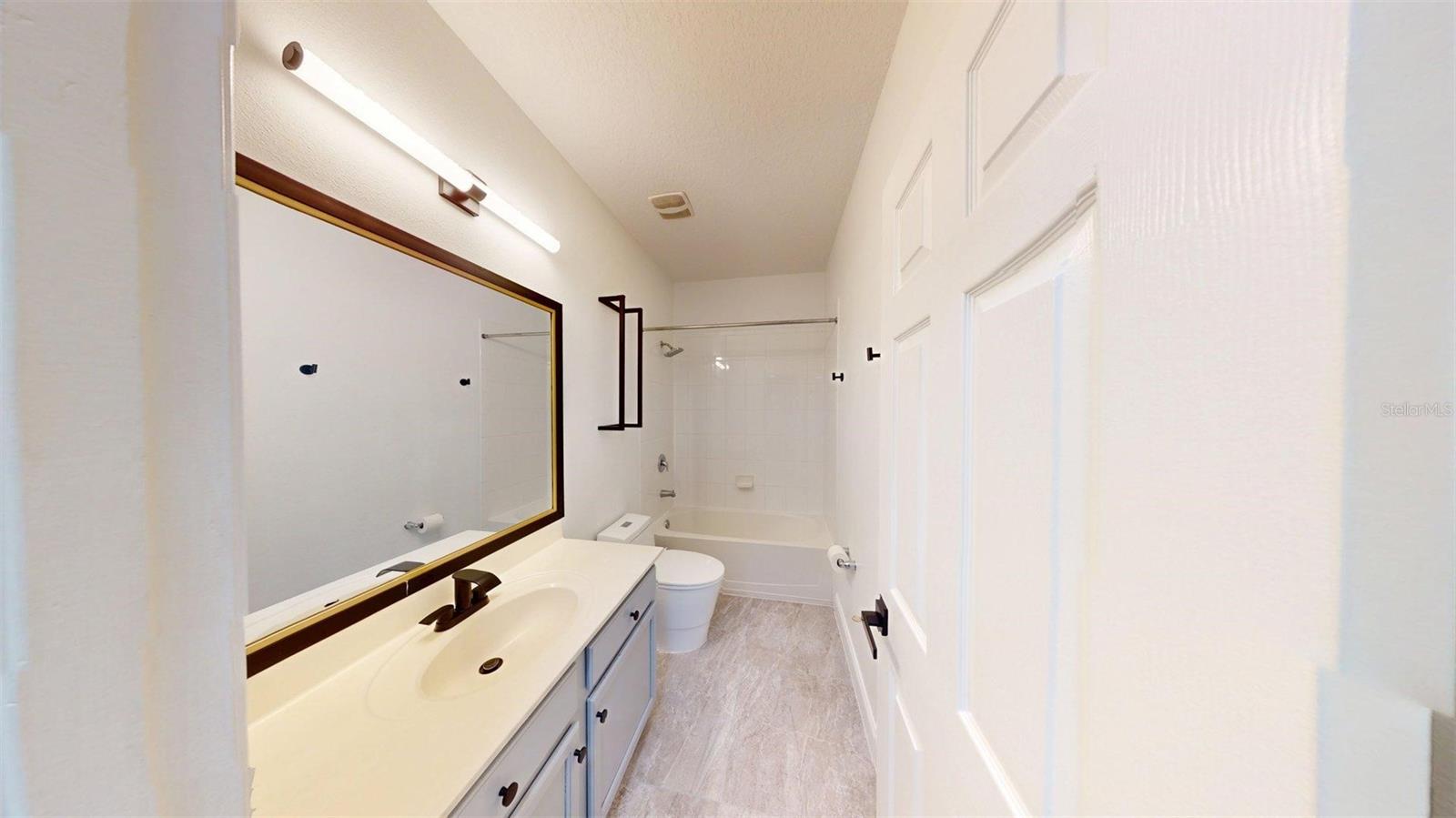 FELLS LNDG - Residential Lease