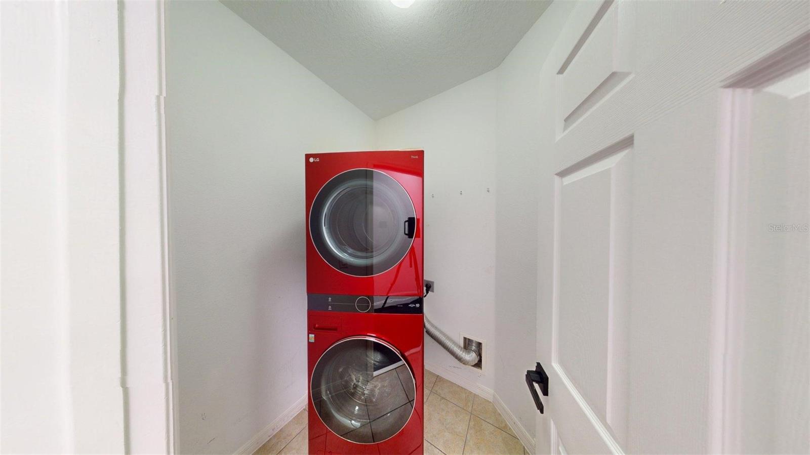 FELLS LNDG - Residential Lease