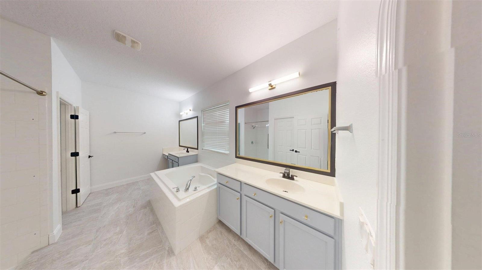 FELLS LNDG - Residential Lease