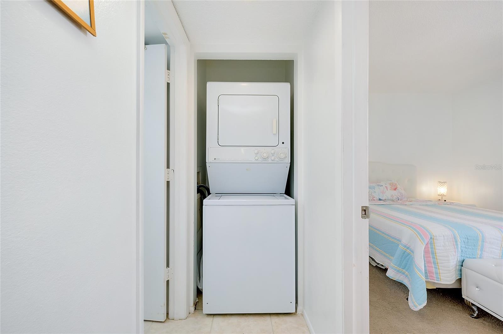 SANDHILL PINES BLDG 13 - Residential