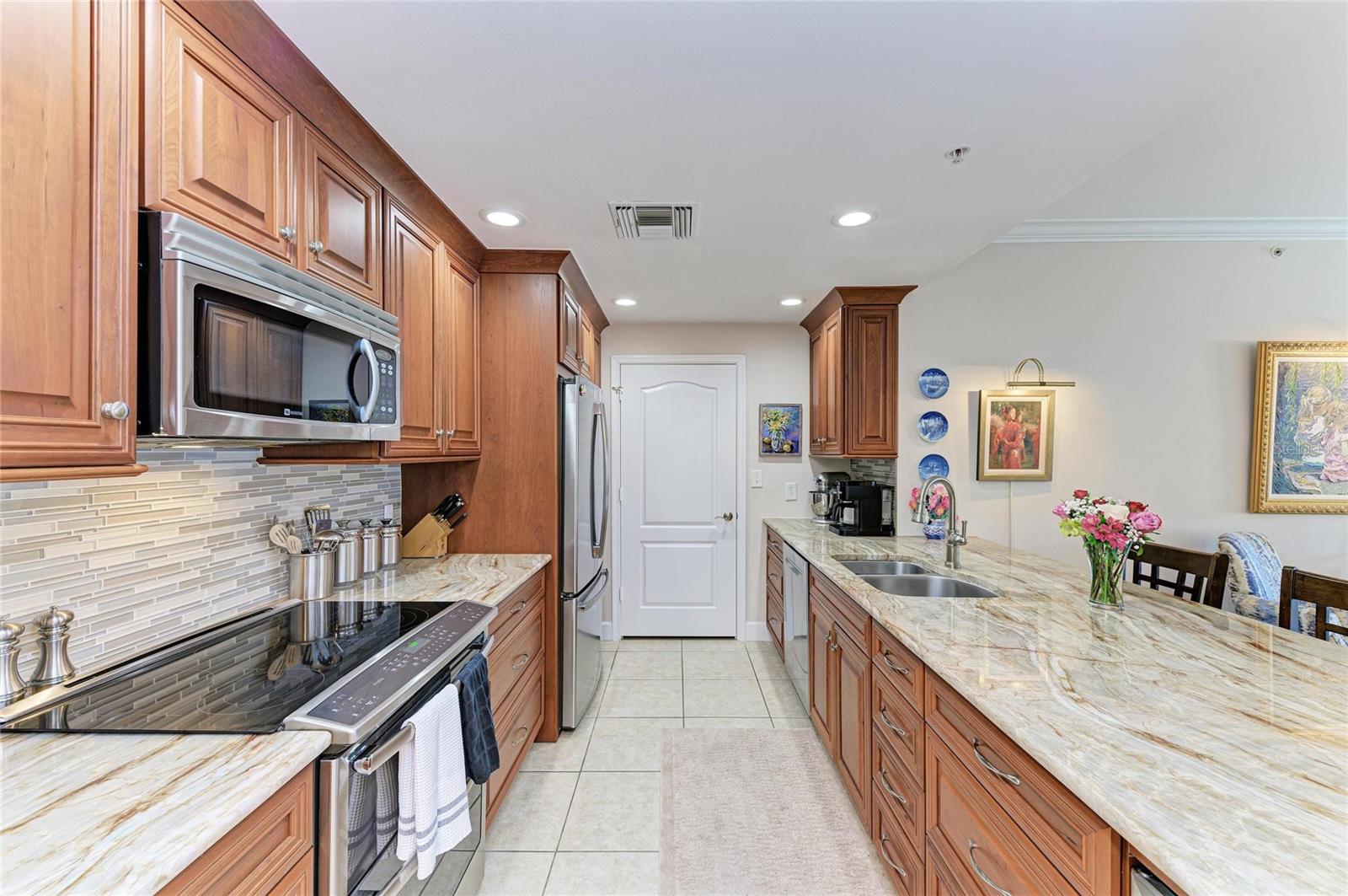 RIVER DANCE - Residential