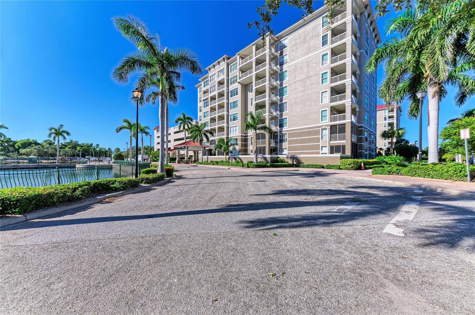 RIVER DANCE - Residential