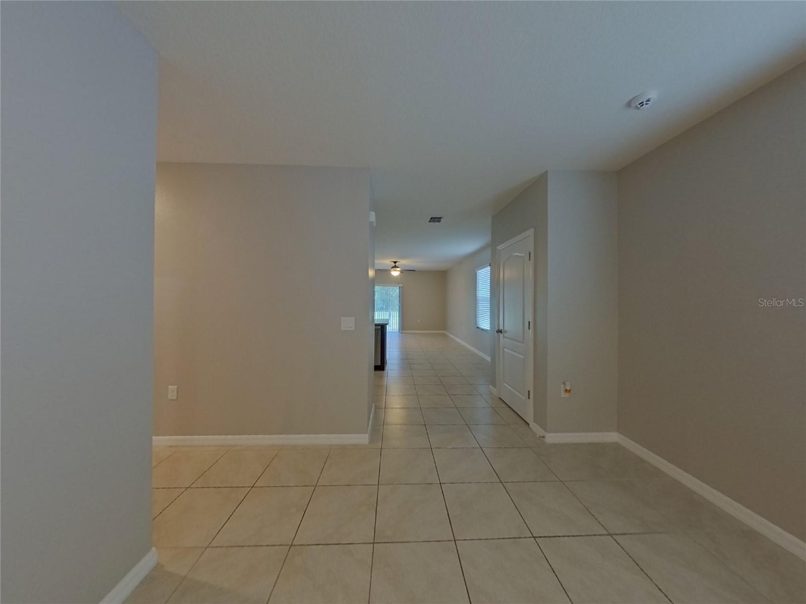 OAK TRAIL RESERVE - Residential Lease