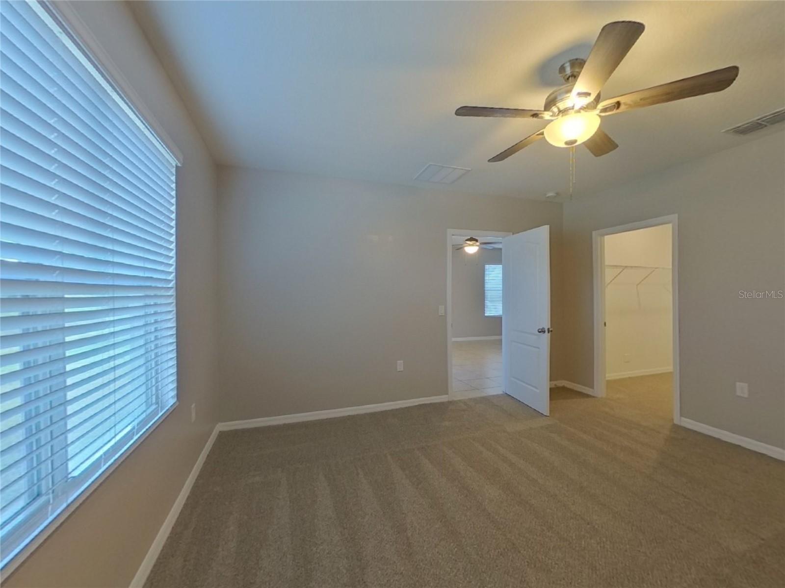 OAK TRAIL RESERVE - Residential Lease