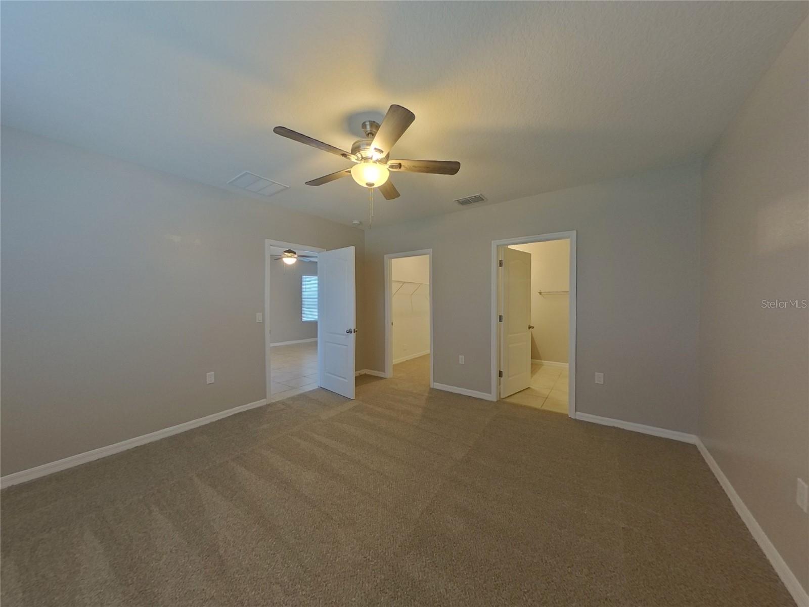 OAK TRAIL RESERVE - Residential Lease