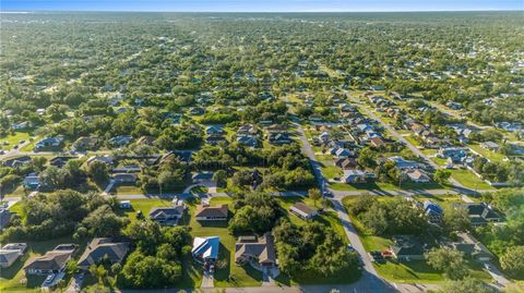 A home in PORT CHARLOTTE