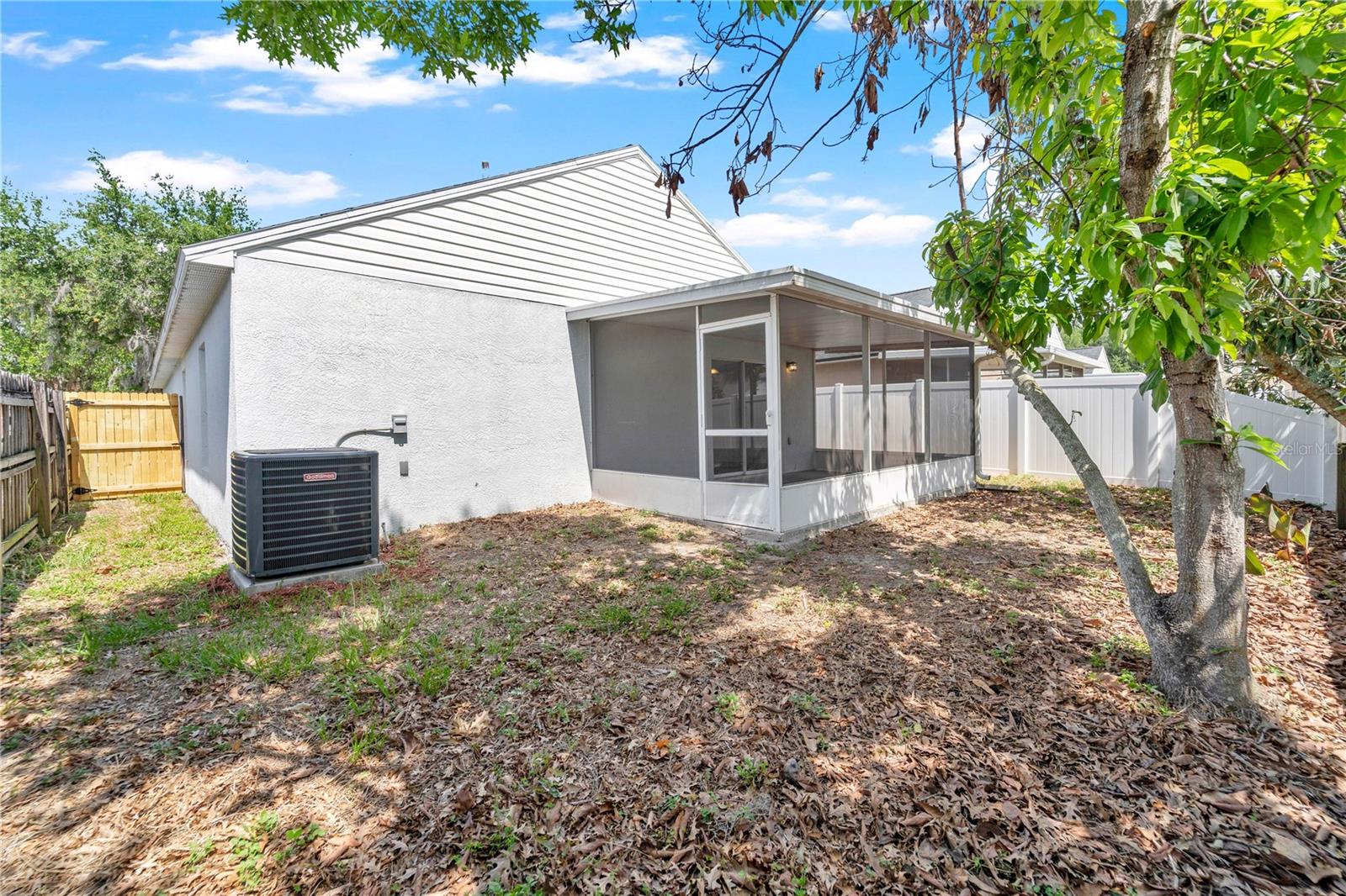 PINE RIDGE - Residential