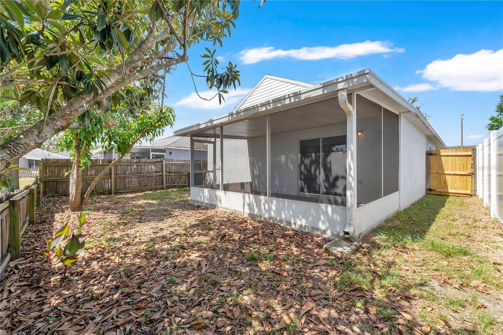 PINE RIDGE - Residential