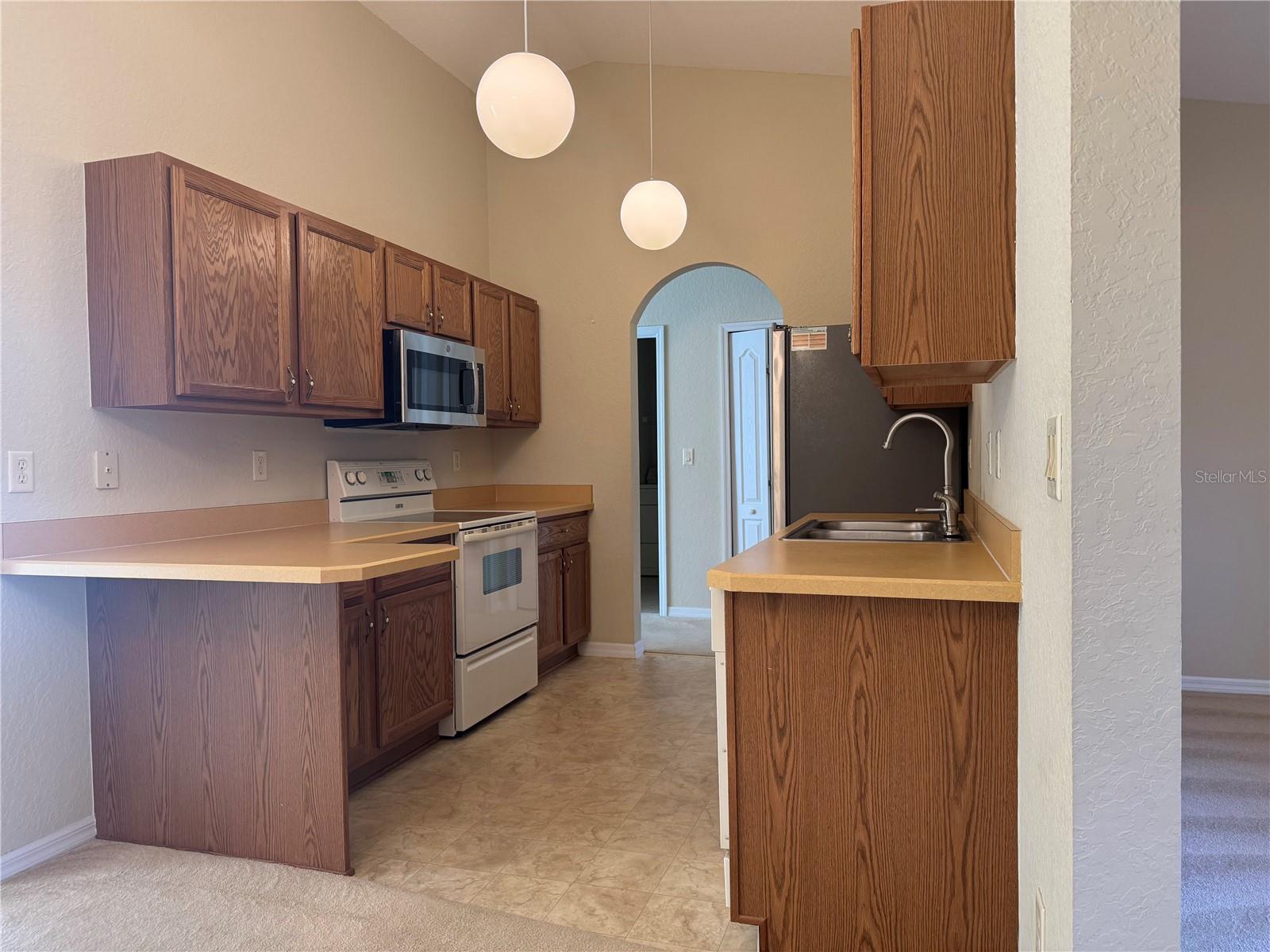 AUTUMN OAKS - Residential Lease