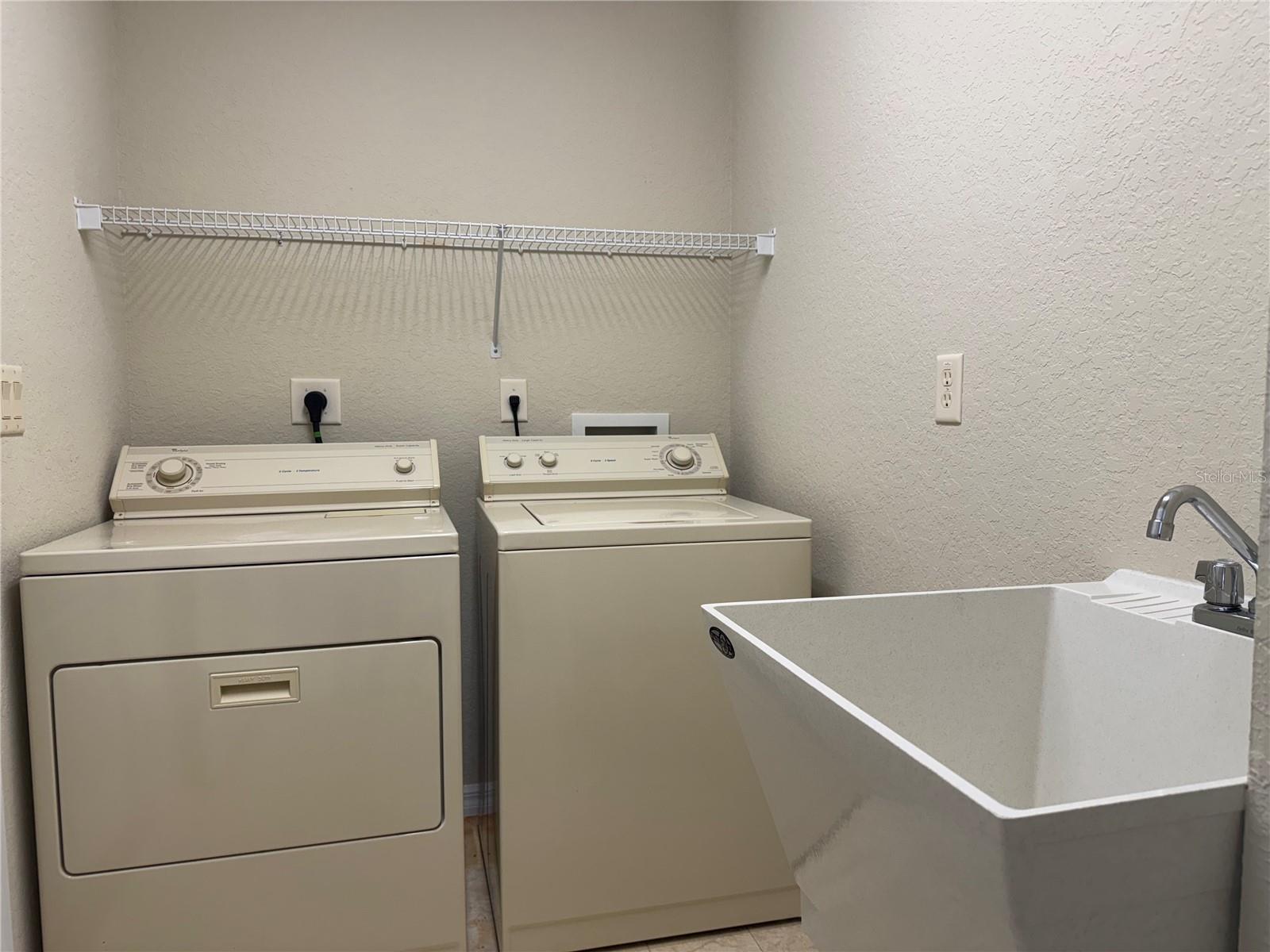 AUTUMN OAKS - Residential Lease