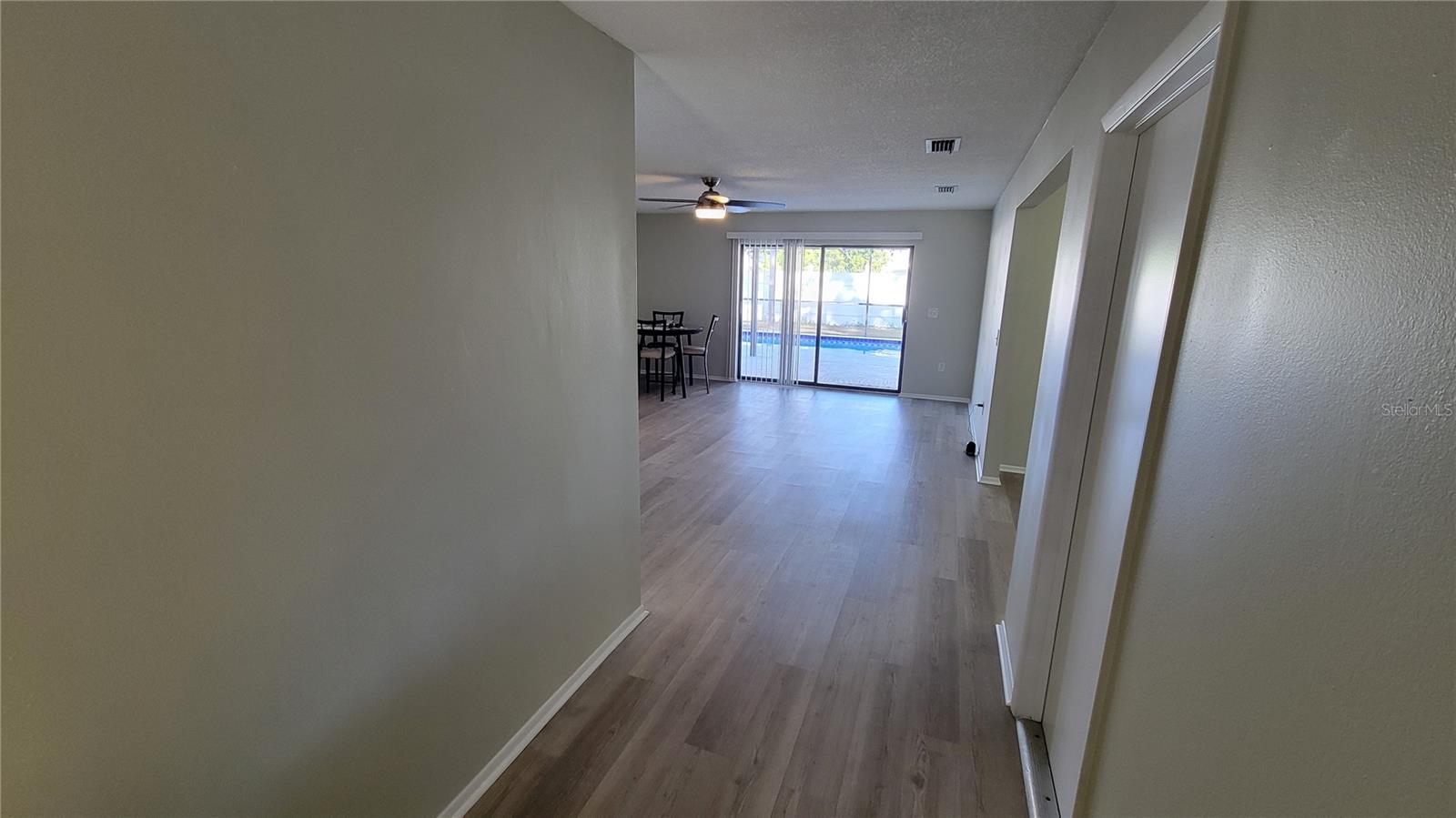 UNIVERSITY PINES - Residential Lease