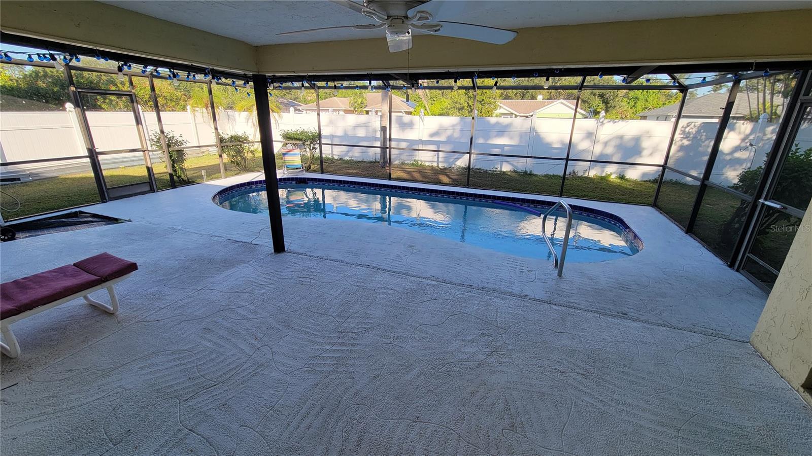 UNIVERSITY PINES - Residential Lease