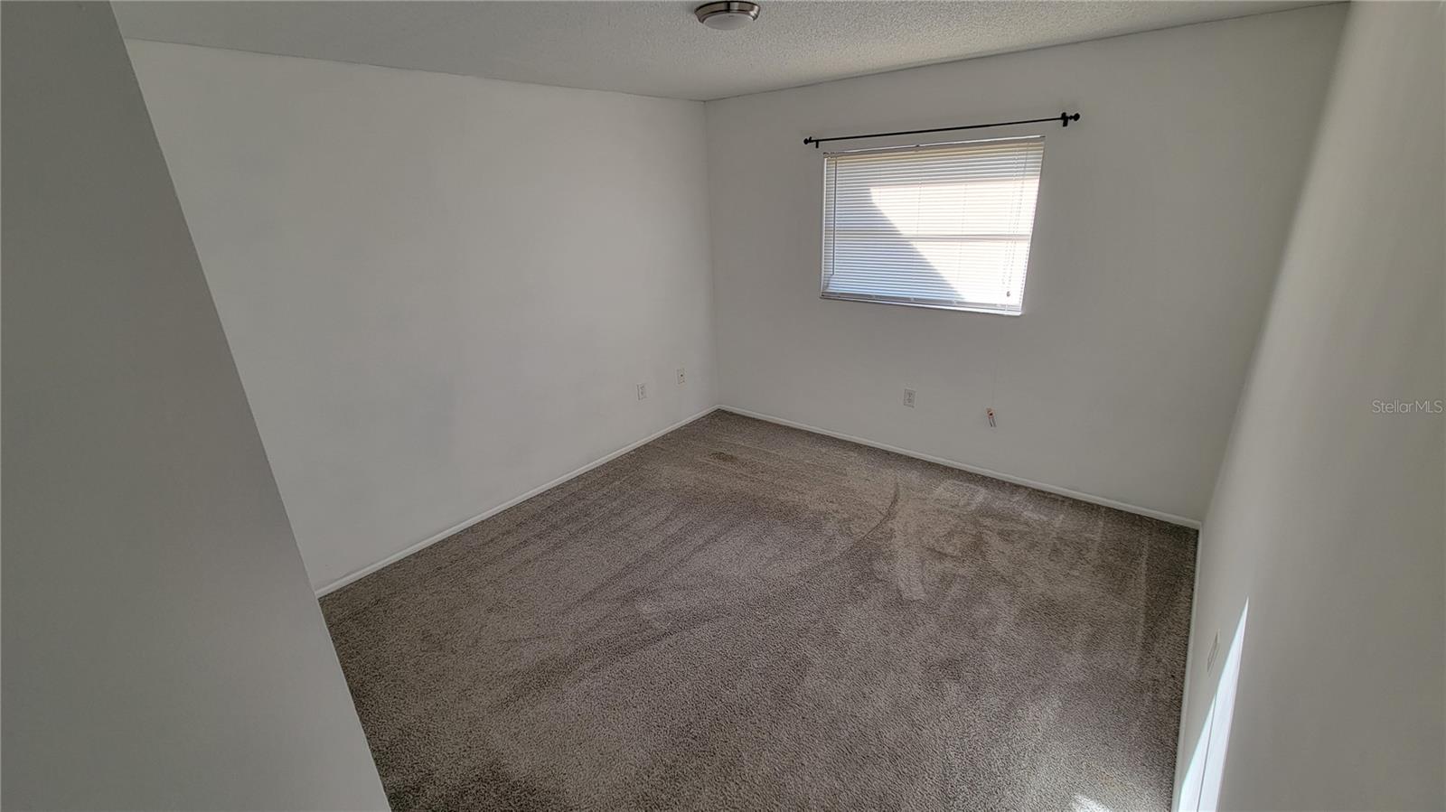 UNIVERSITY PINES - Residential Lease