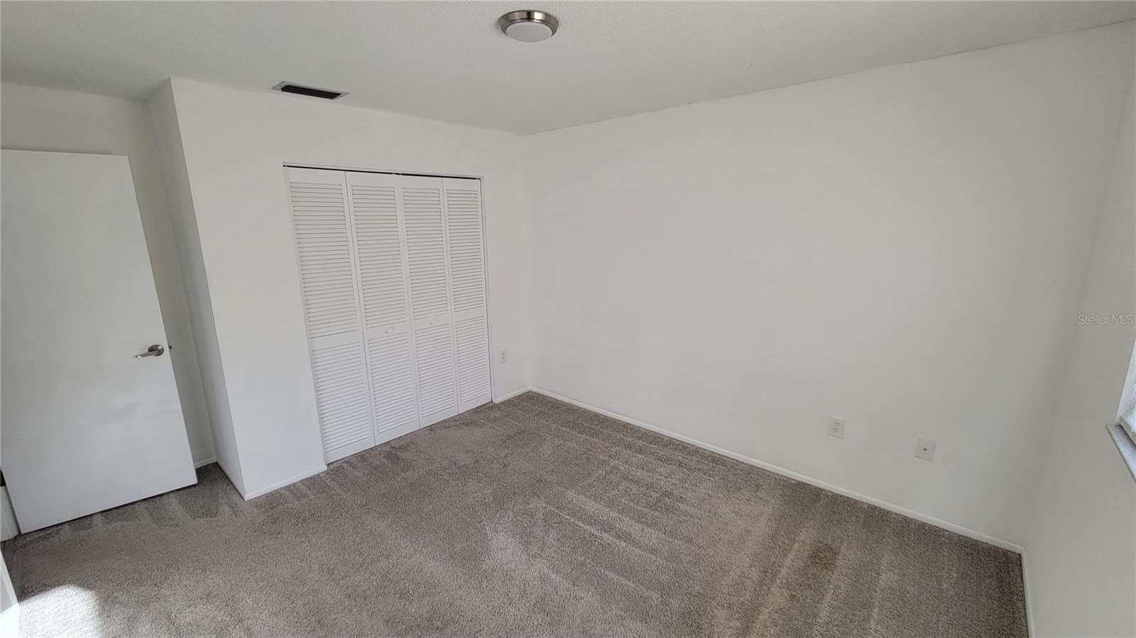 UNIVERSITY PINES - Residential Lease