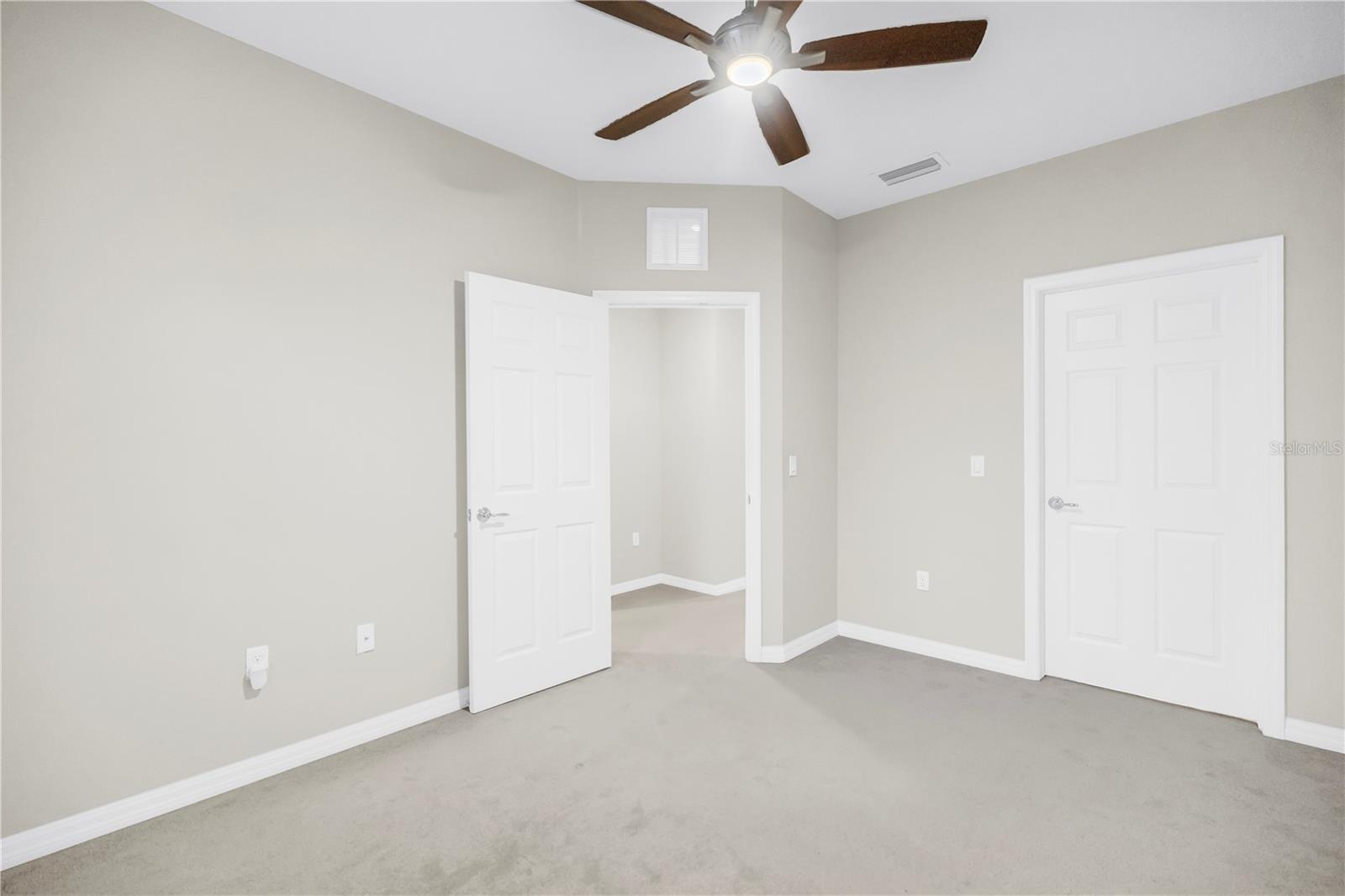 SAN MICHELE AT UNIVERSITY COMMONS - Residential