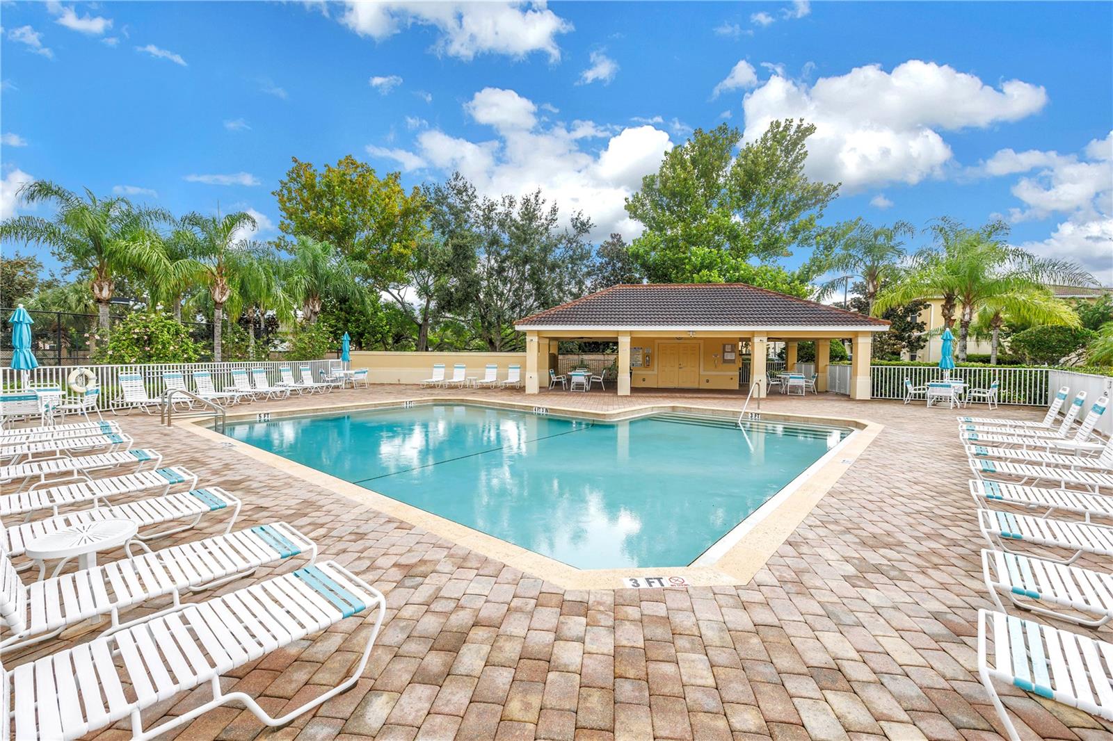 SAN MICHELE AT UNIVERSITY COMMONS - Residential