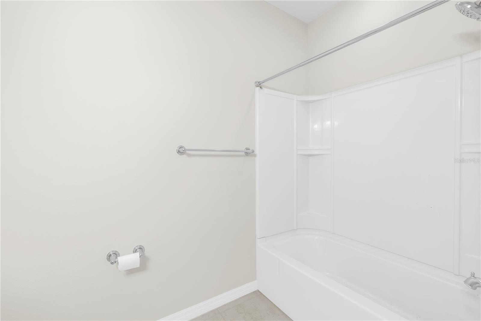 SAN MICHELE AT UNIVERSITY COMMONS - Residential