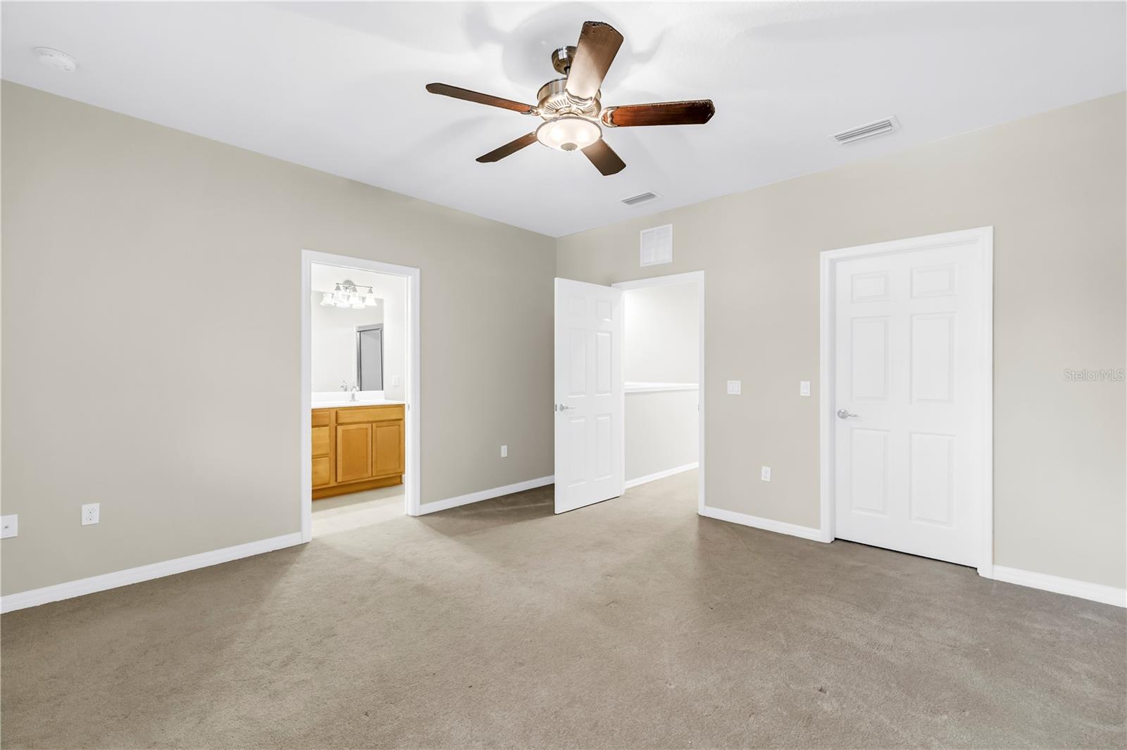 SAN MICHELE AT UNIVERSITY COMMONS - Residential