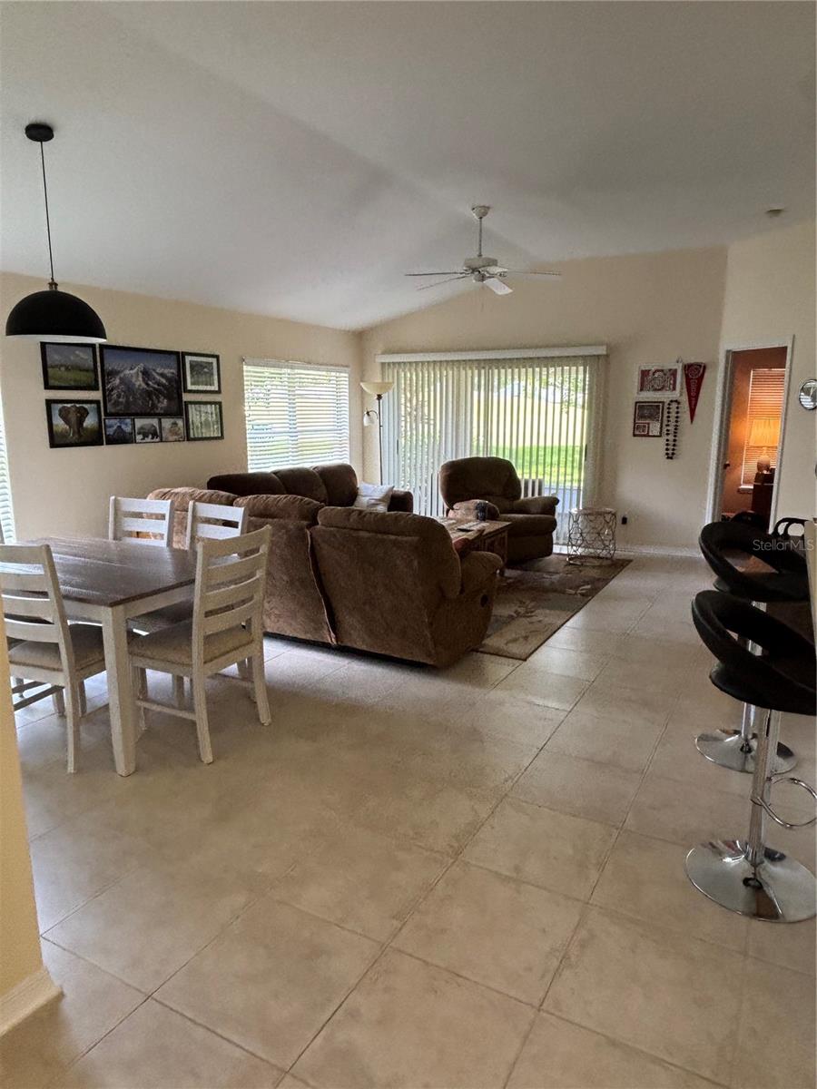 MOUNT DORA COUNTRY CLUB MOUNT DORA PH 02-1 - Residential Lease
