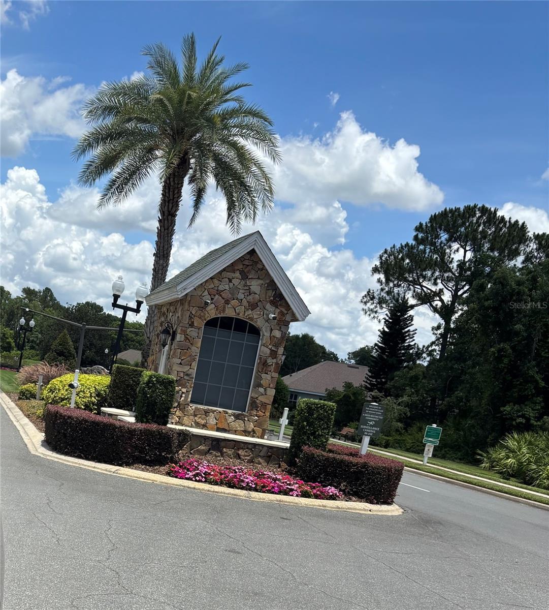 MOUNT DORA COUNTRY CLUB MOUNT DORA PH 02-1 - Residential Lease