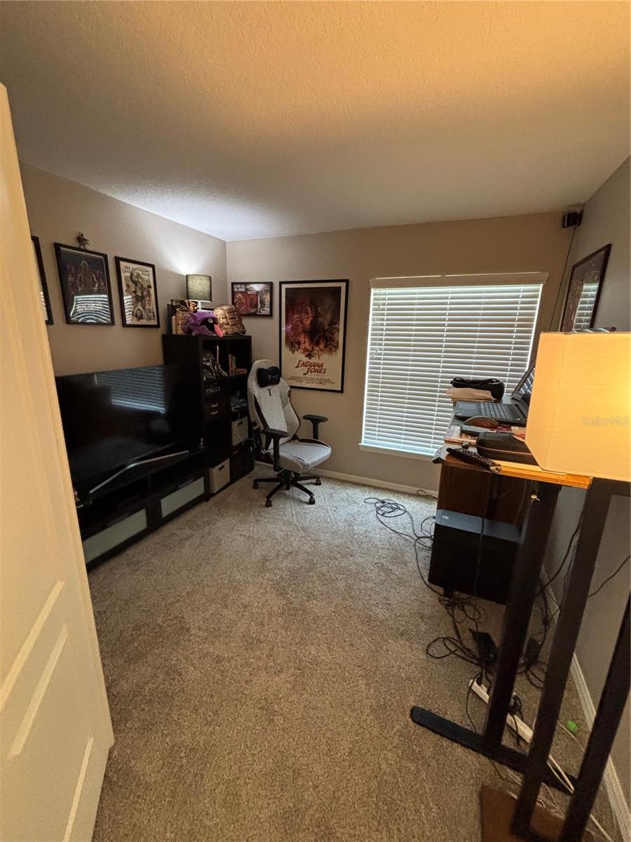 MOUNT DORA COUNTRY CLUB MOUNT DORA PH 02-1 - Residential Lease