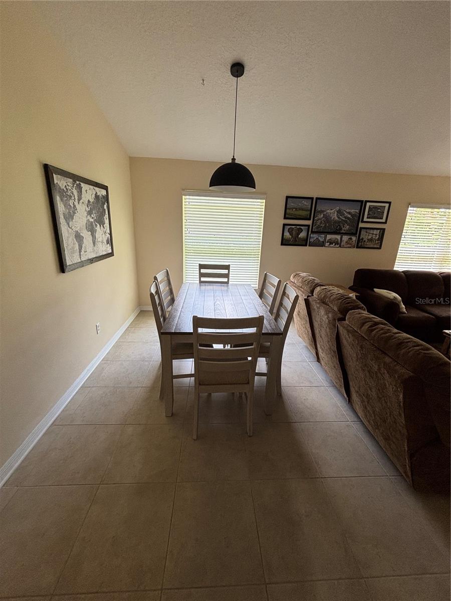 MOUNT DORA COUNTRY CLUB MOUNT DORA PH 02-1 - Residential Lease
