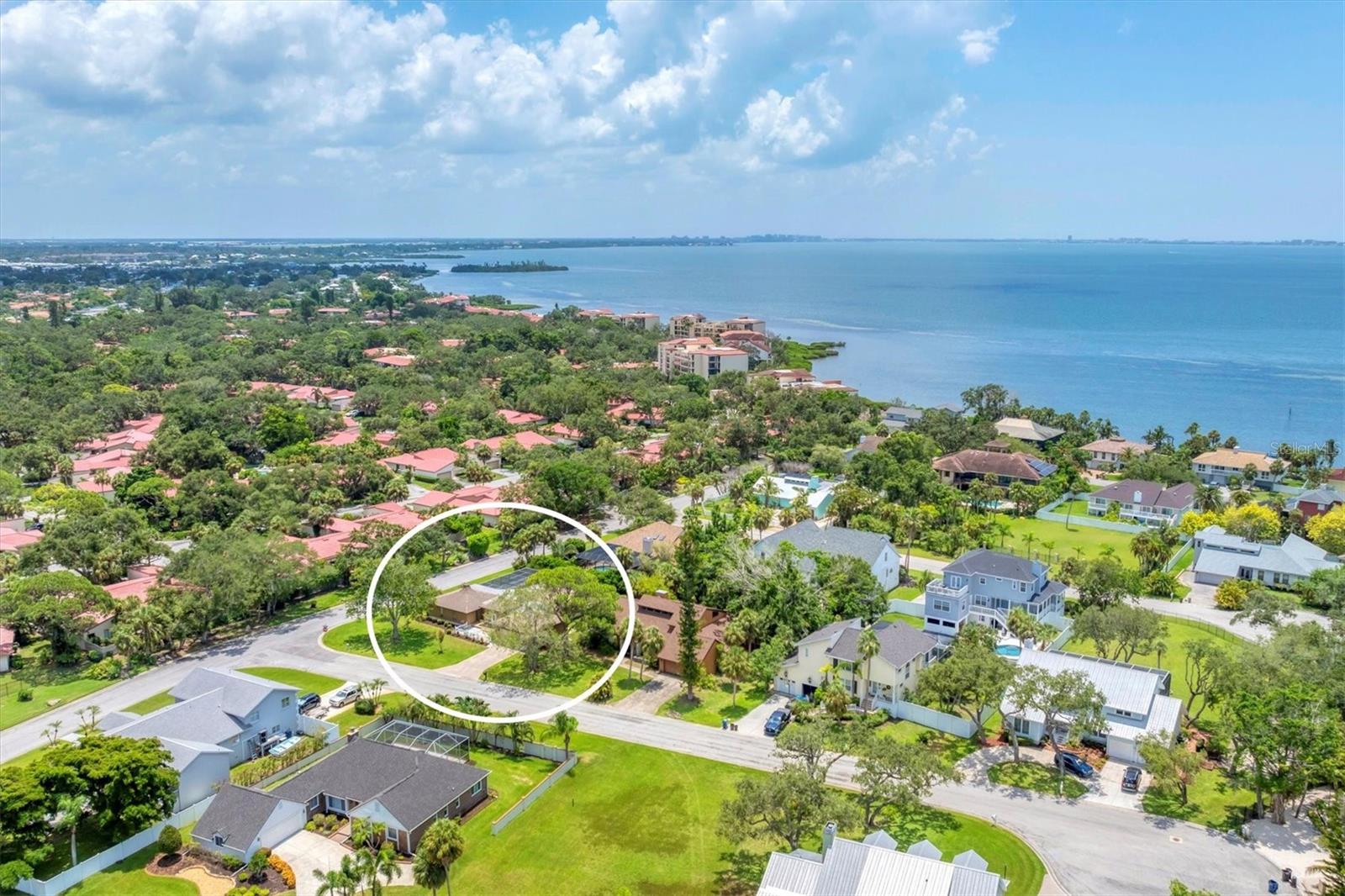 CONQUISTADOR BAYSIDE - Residential