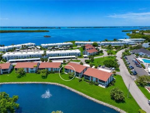 Photo of 4857 Independence Drive, Bradenton, FL 34210 (MLS # A4690616)