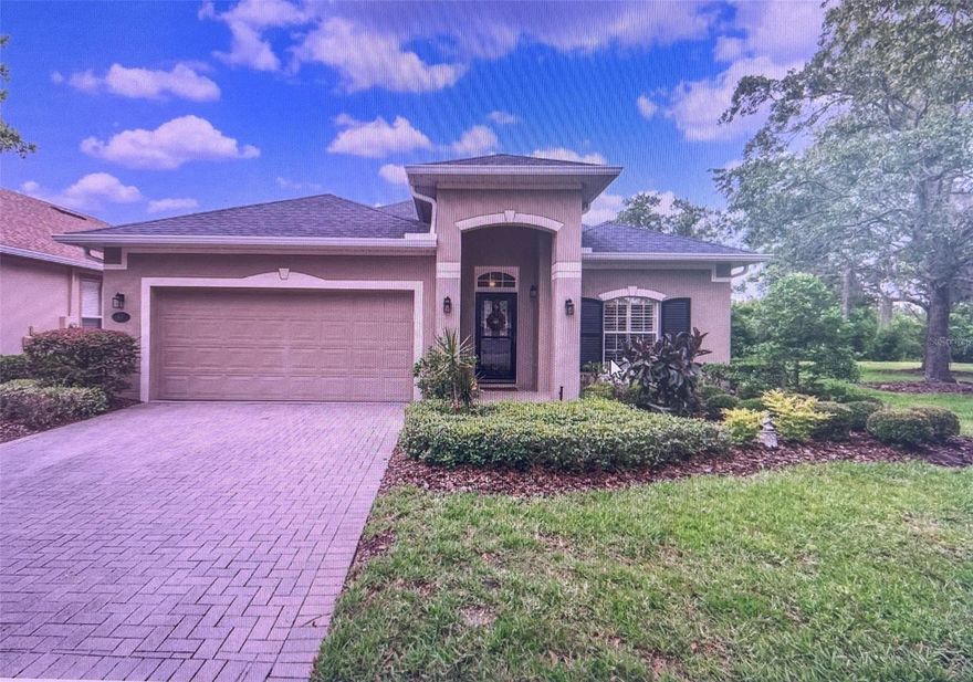 3/2/2 car in Victoria Park 55+ Community ;Water: City