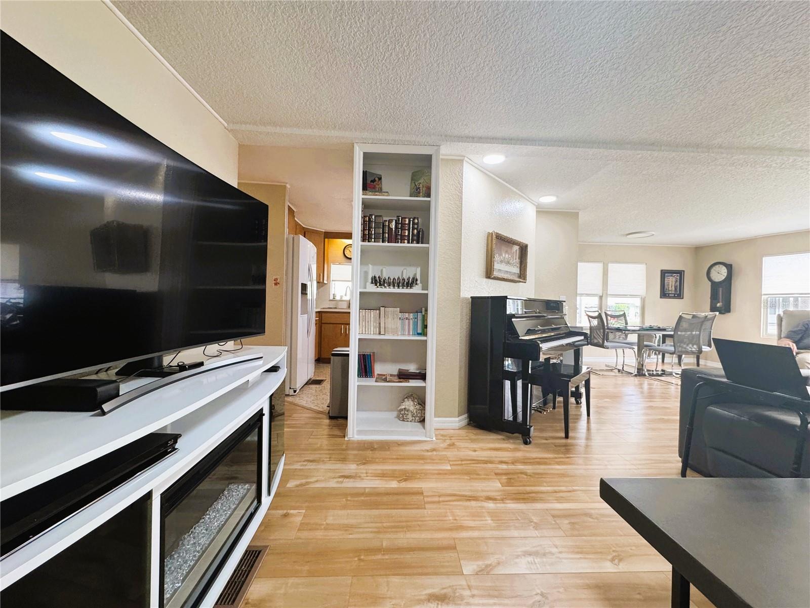 HAWTHORNE AT LEESBURG A COOP - Residential