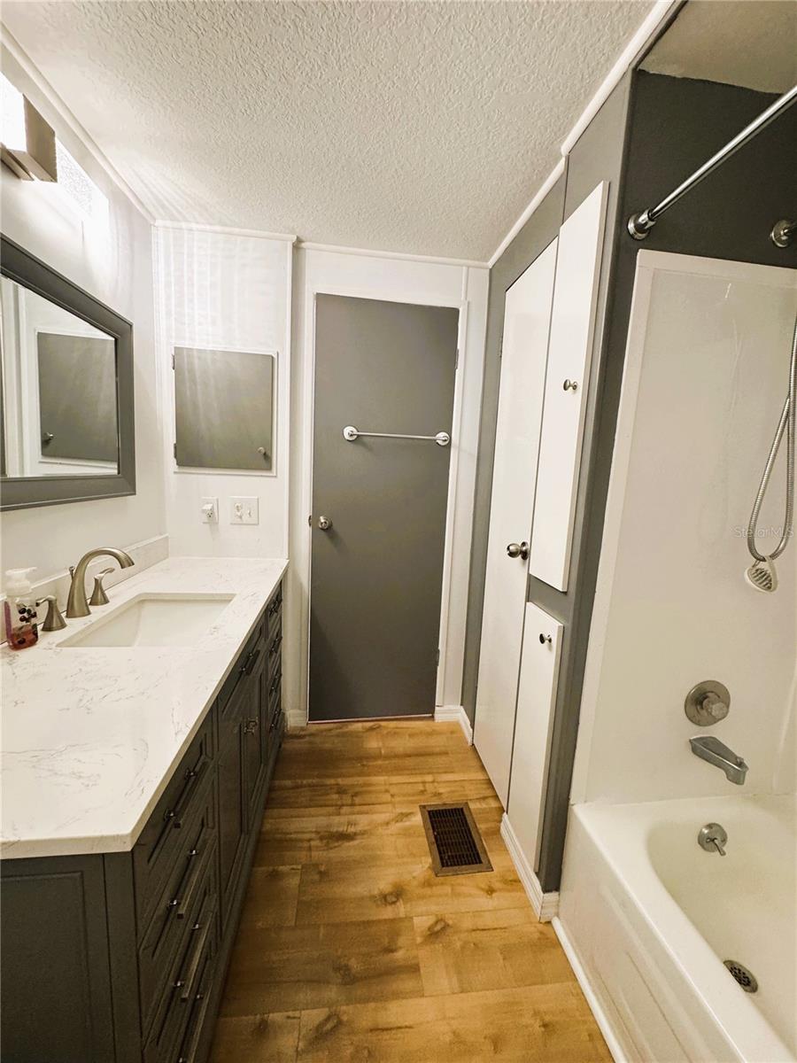 HAWTHORNE AT LEESBURG A COOP - Residential