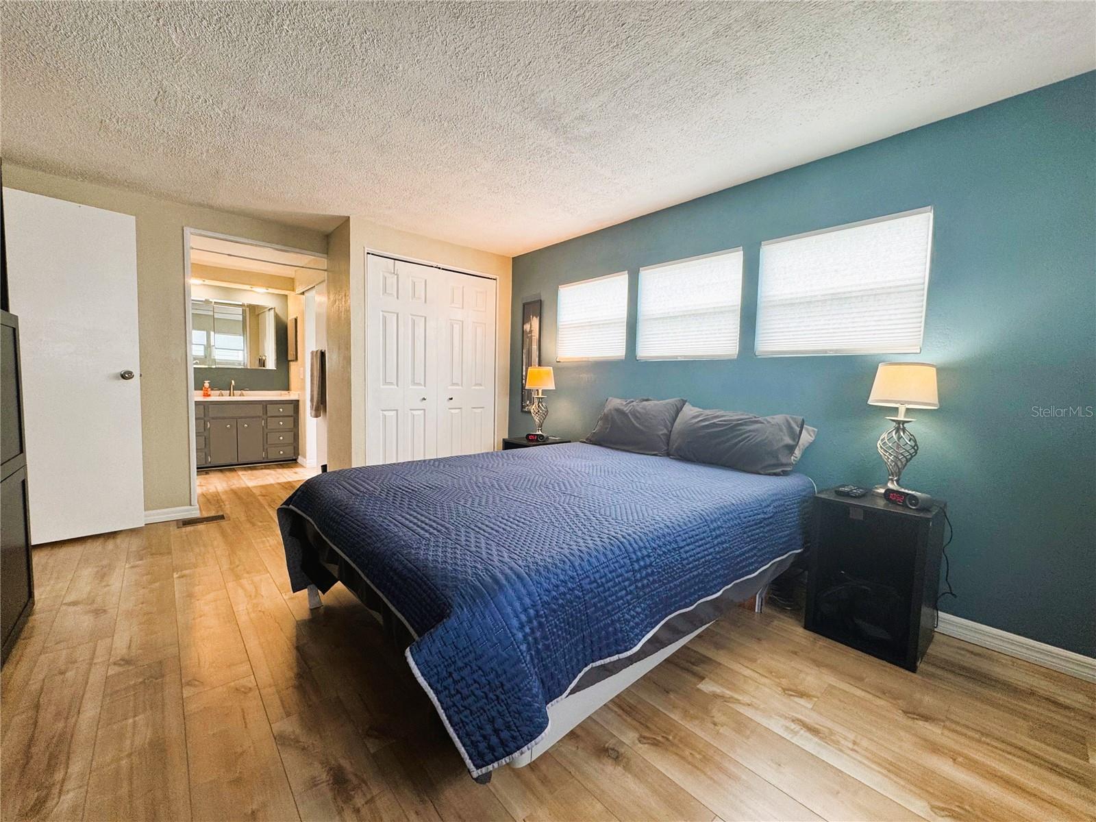 HAWTHORNE AT LEESBURG A COOP - Residential