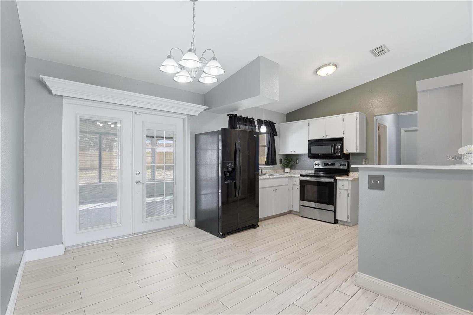 SPRING HILL - Residential