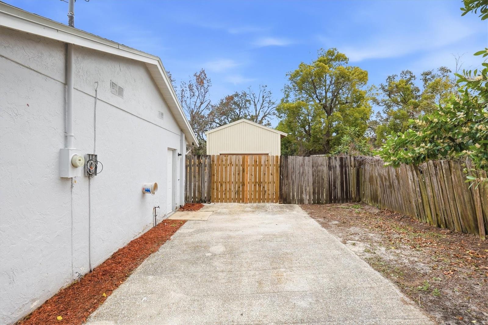 SPRING HILL - Residential