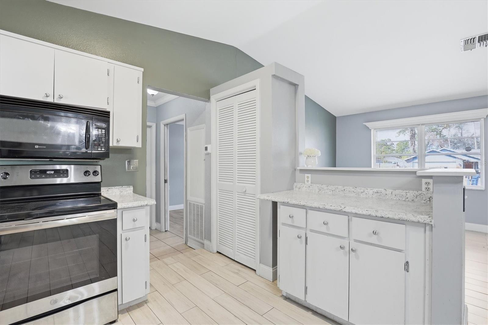 SPRING HILL - Residential